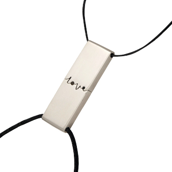 Personalised Pendant Fifty50 - Click Image to Close